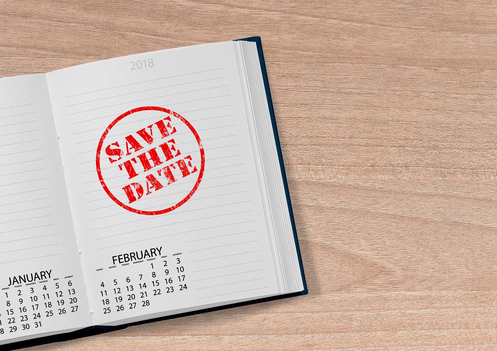 Photo agenda où il est écrit Save the date